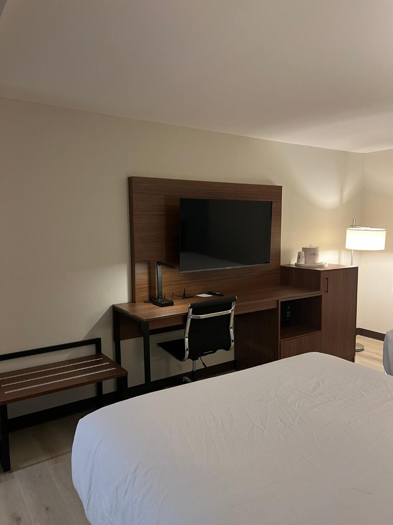 Wingate By Wyndham Dublin Near Claytor Lake State Park Kültér fotó